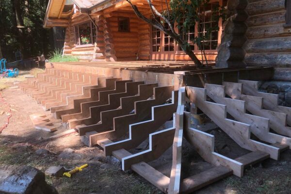 Log house stringers